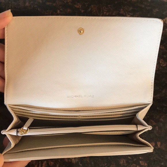 Wallet - Picture 2 of 3